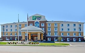 Holiday Inn Express & Suites - Williston By Ihg